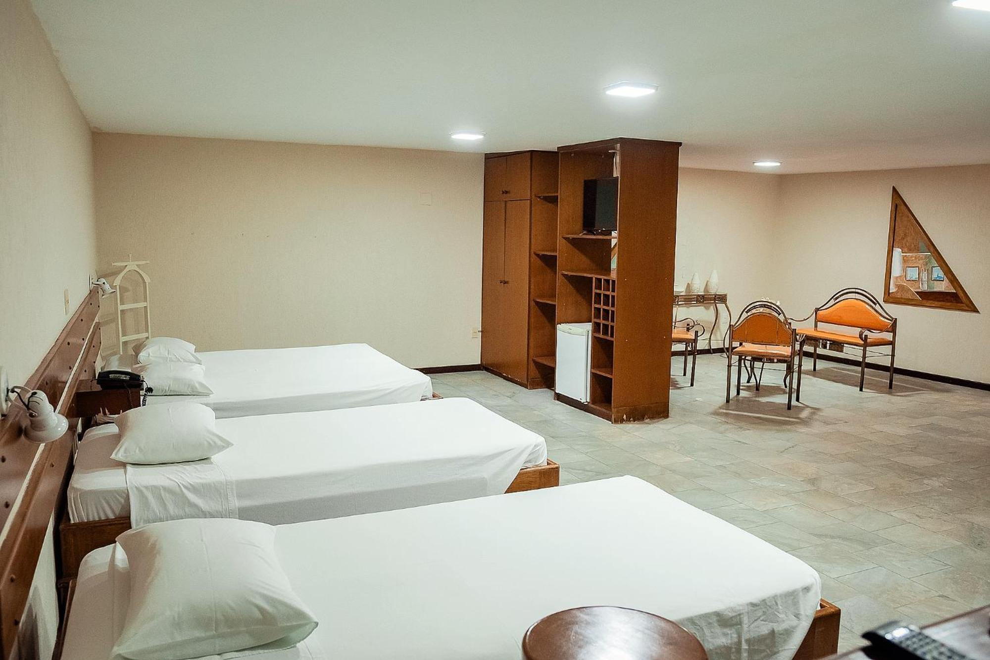 Sakr Hotel Penapolis Экстерьер фото